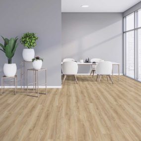 Kaindl CLASSIC AQUA Eiche Oak Cordoba Crema 8 mm laminált padló, színek: szürke, barna (világos), barna, barna (sötét), padlófűtéshez alkalmazható.